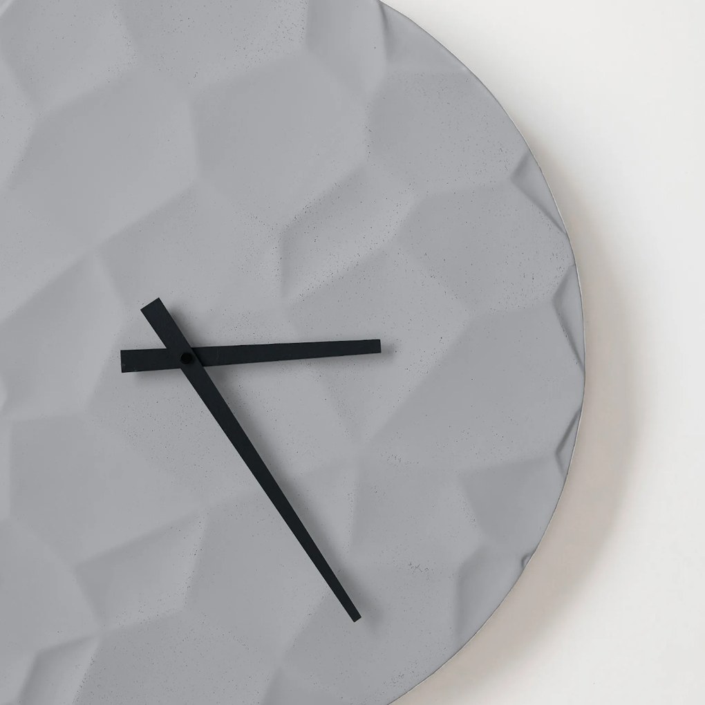 ODLITO Beton falióra Holdkráter – szürke – 50 cm – fekete mutatók