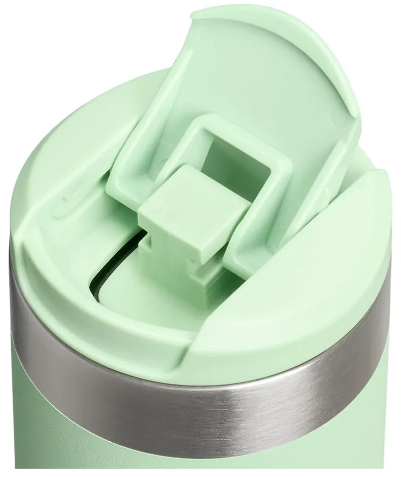 Zsályaszínű rozsdamentes acél termobögre 470 ml AeroLight™ Transit Mug Pistachio – Stanley