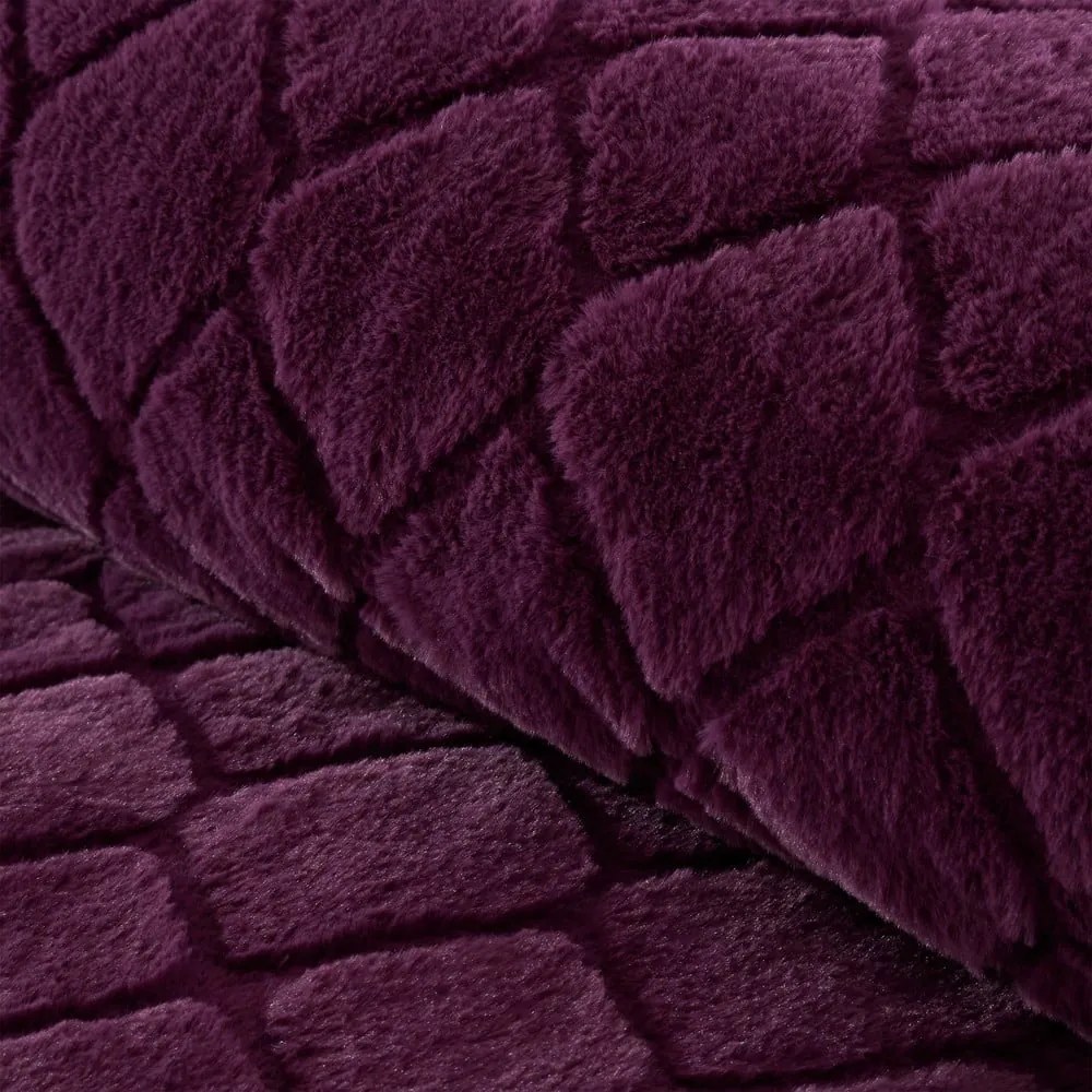 Black Friday - Borvörös kétszemélyes mikroplüss ágyneműhuzat 200x200 cm Cosy Diamond – Catherine Lansfield
