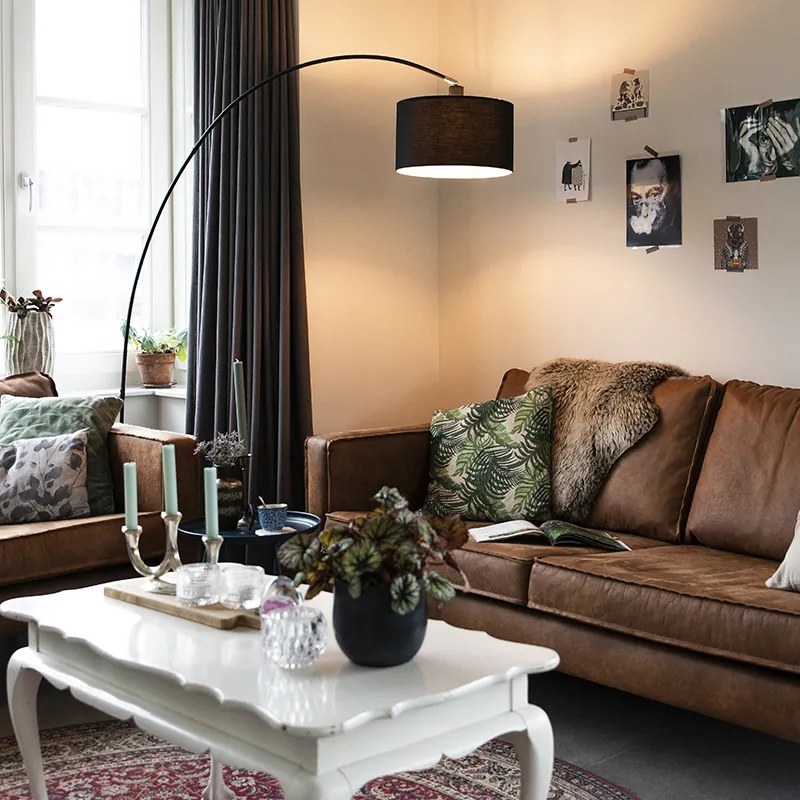 Okos modern íves lámpa fekete A60 WiFi-vel - Vinossa