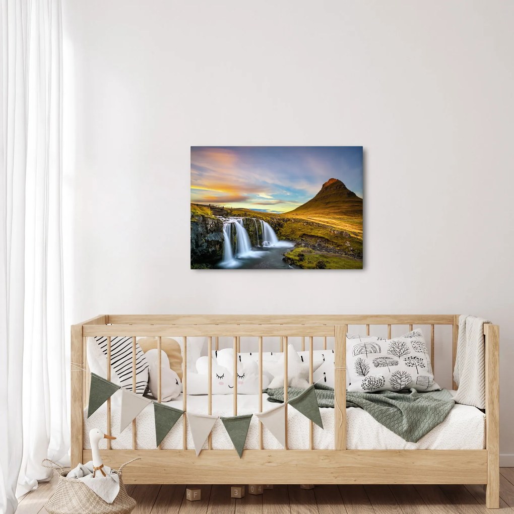 Kép a hegyekről és vízesésekről Izlandon (70x50 cm)