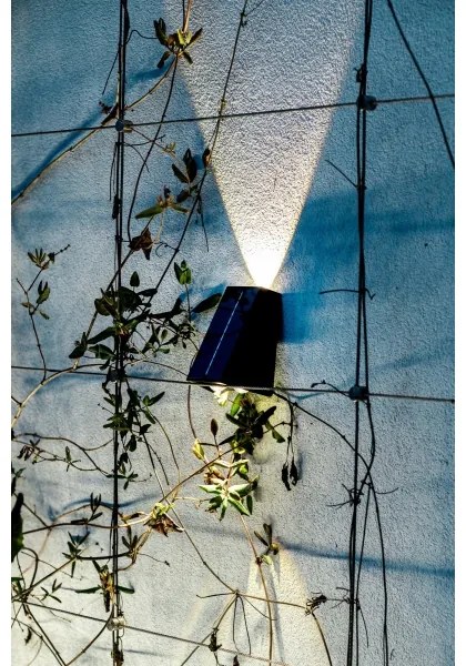 Immax 08490L - LED napelemes fali lámpa szenzorral LED/2W/5V IP54