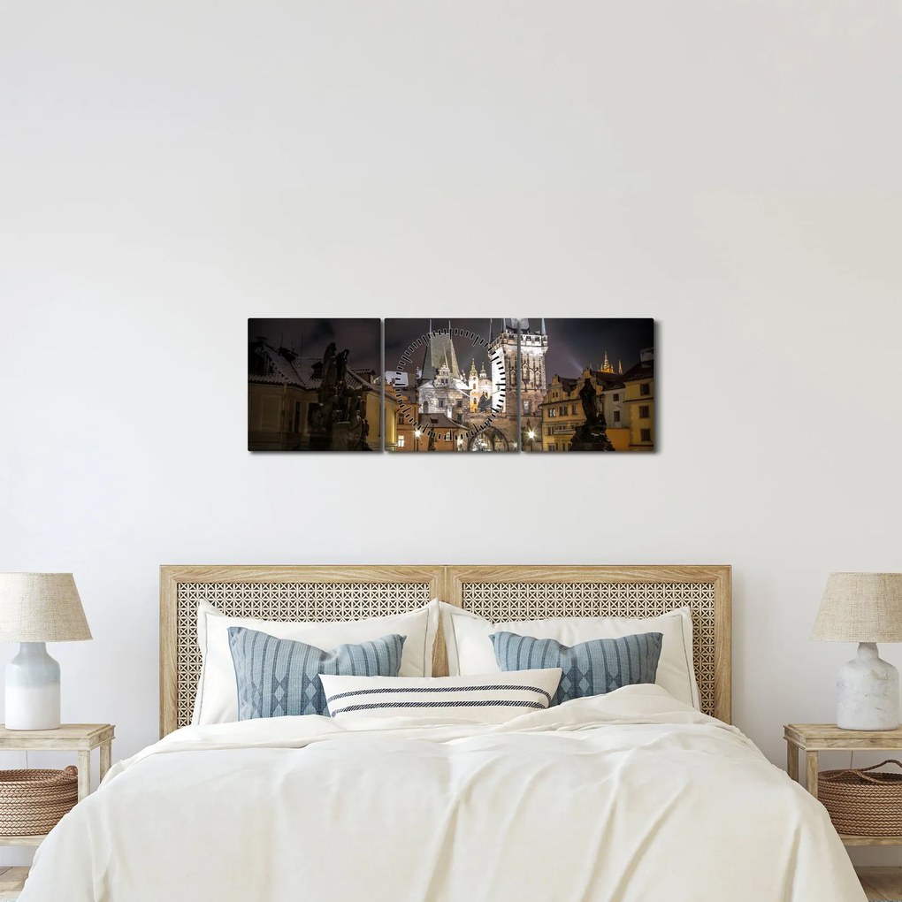 A poros kapuk világításának képe (órával) (90x30 cm)