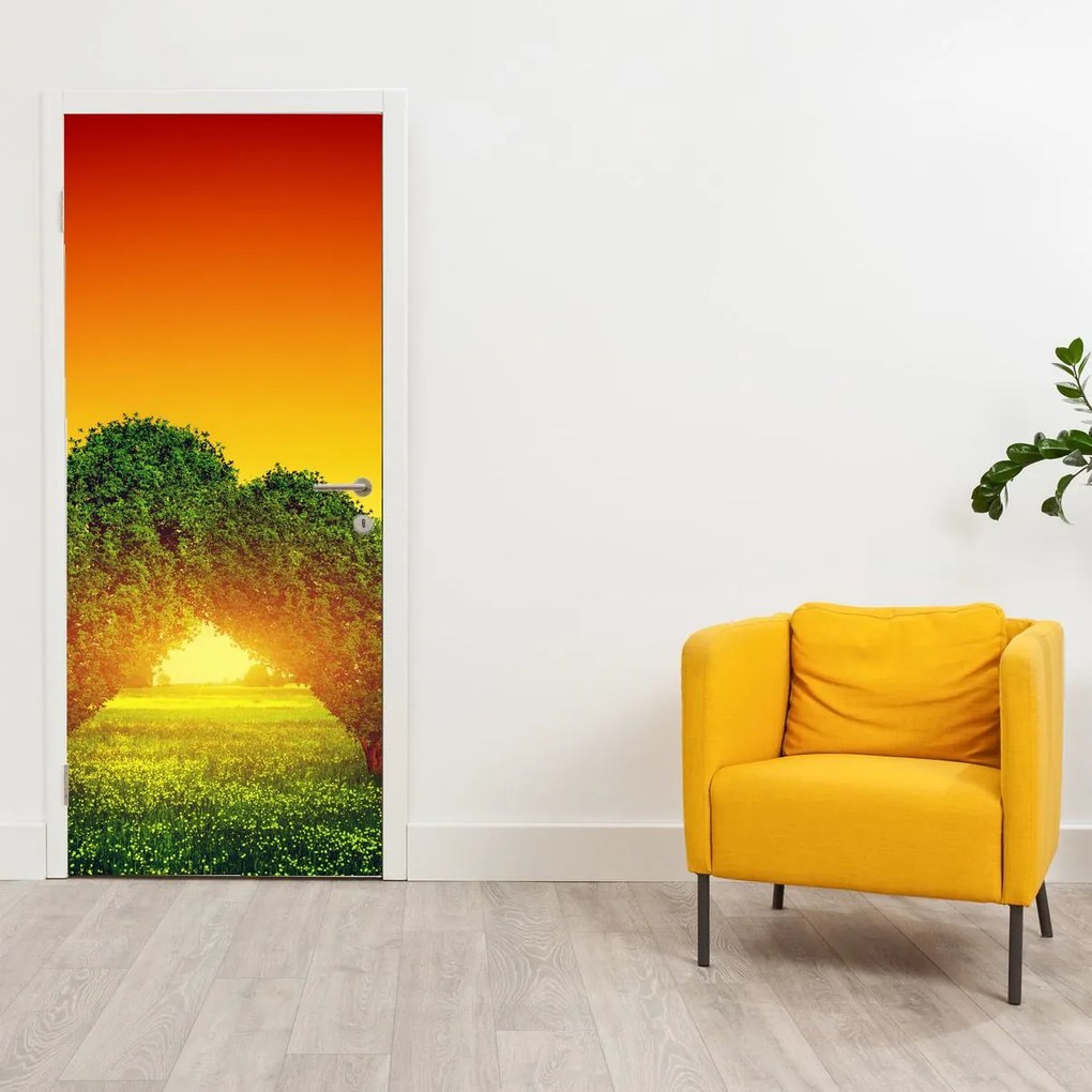 Fotótapéta ajtóra - Szív a fák tetején (95x205cm)