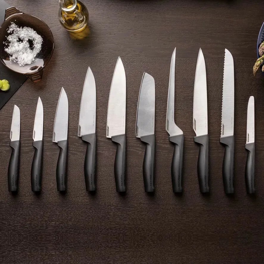 Fiskars 1051760 Hard Edge szeletelőkés, 22 cm