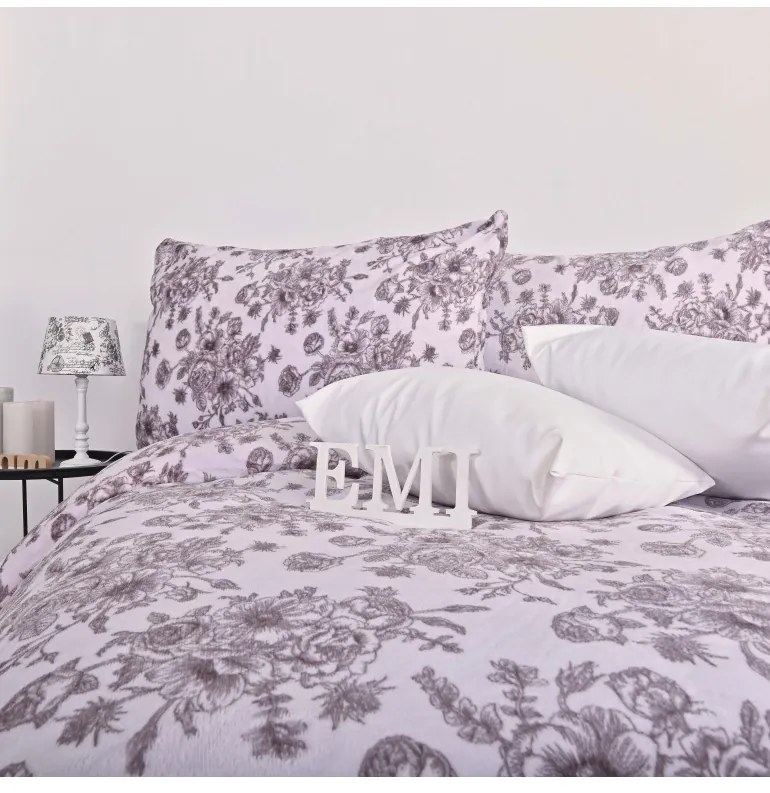 EMI Renna mikroplüss ágyneműhuzat, A standard egyszemélyes ágy szett tartalma: 1x 140x200 + 1x 70x90