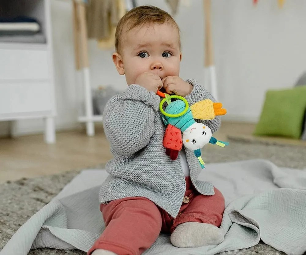 babyFEHN mini pillangó csörgő