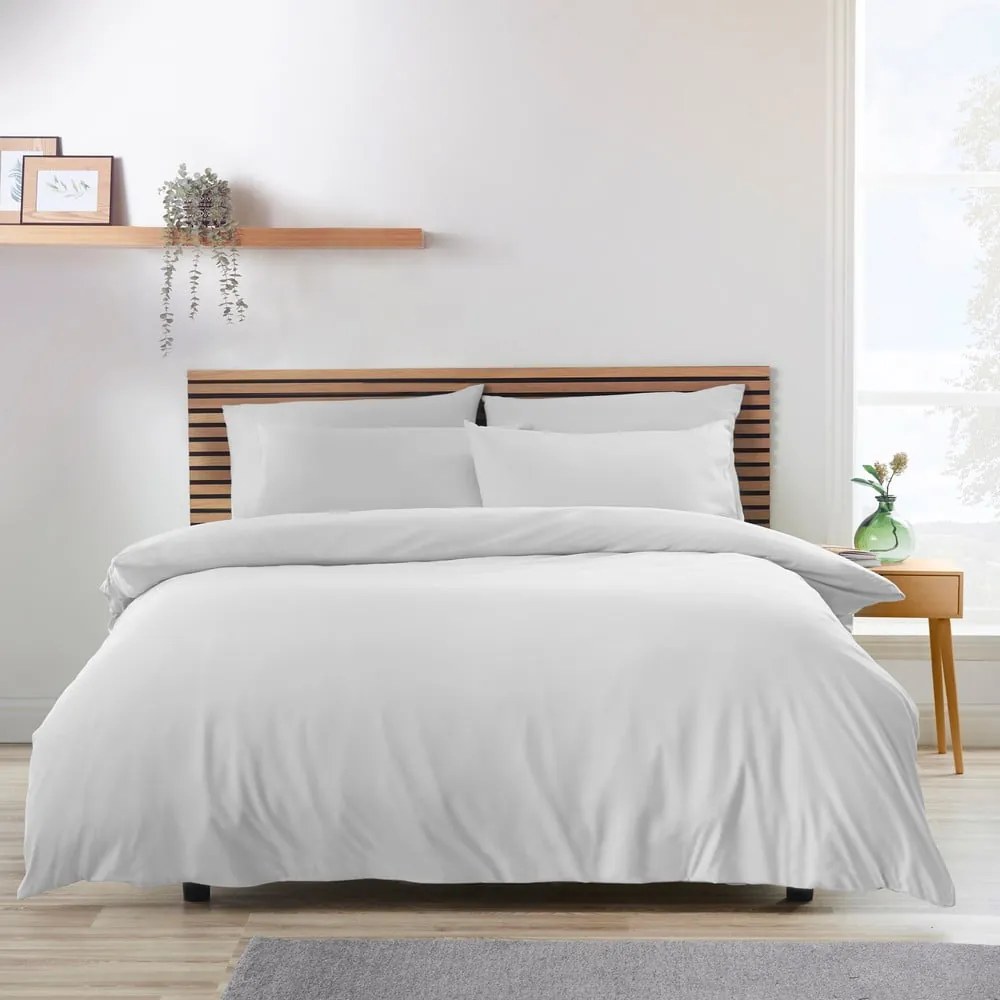 Fehér kétszemélyes ágyneműhuzat 200x200 cm So Soft Easy Iron – Catherine Lansfield