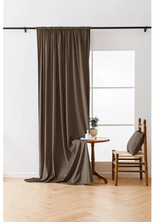 Barna sötétítő függöny VELVET 140x270 cm Felfüggesztés: Hullámos sínszalag