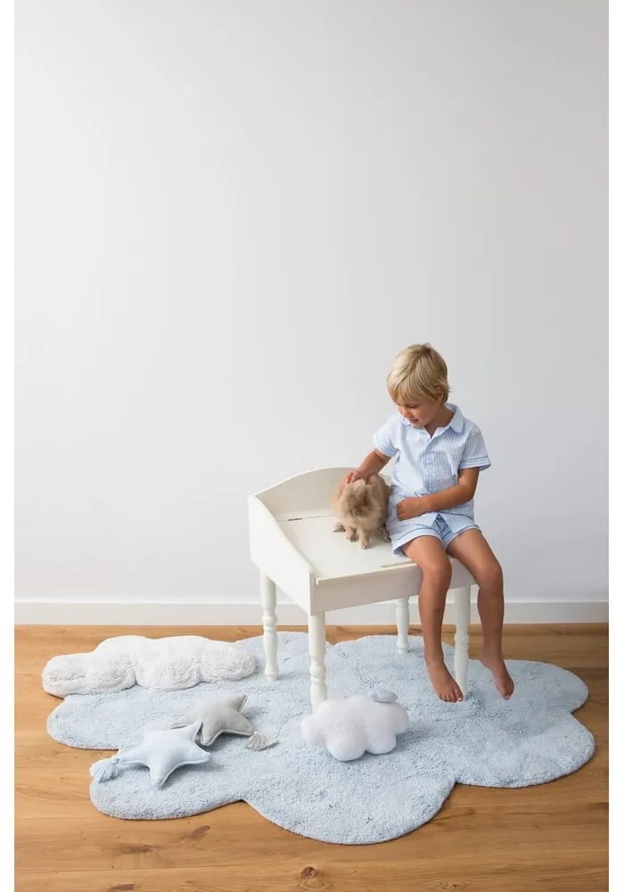 Világoskék mosható kézi szövésű pamut gyerek szőnyeg 110x170 cm Puffy Dream – Lorena Canals