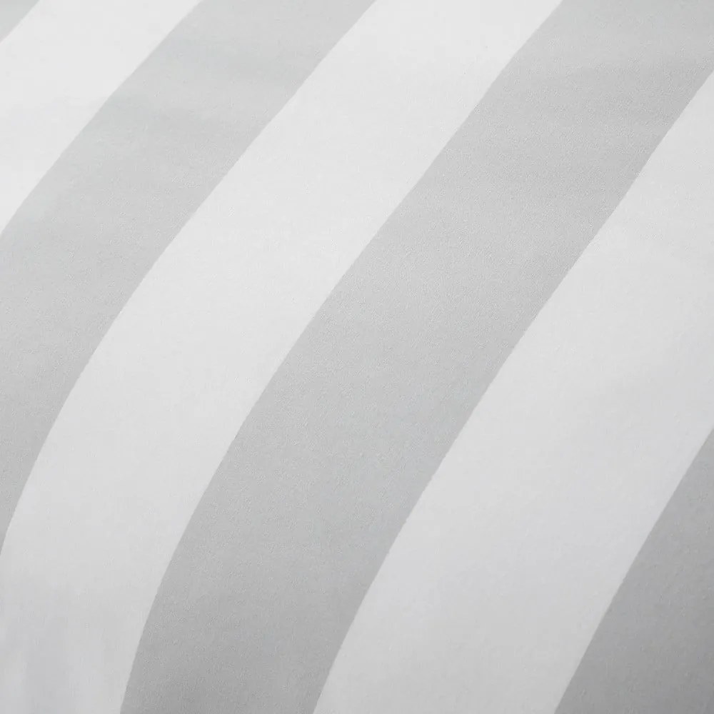 Fehér-szürke kétszemélyes ágyneműhuzat 200x200 cm Cove Stripe – Catherine Lansfield