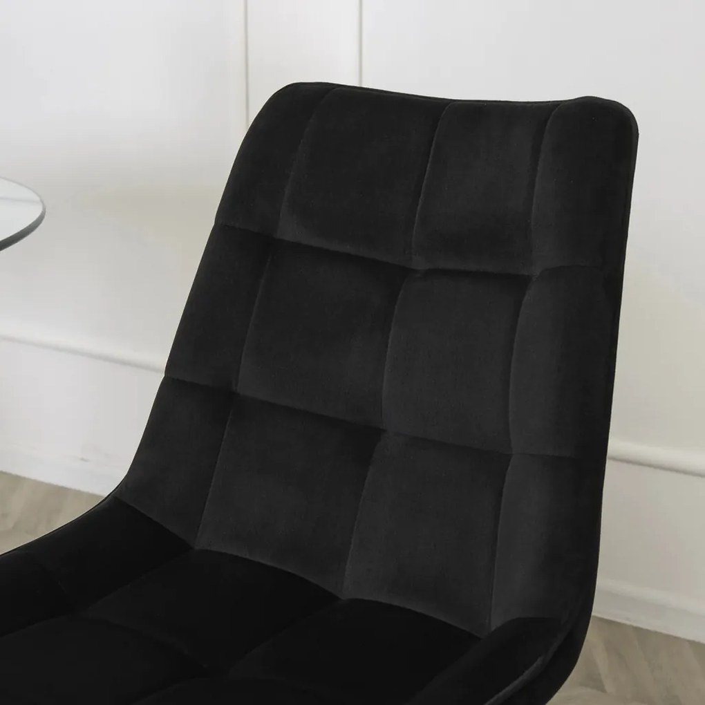 Elegáns Fekete Étkezőszék Arany Lábbal. CARO