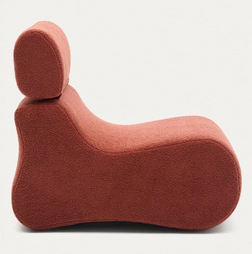 Terrakotta színű buklé fotel Club – Kave Home