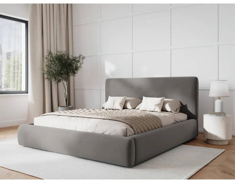 Szürke kárpitozott ágyneműtartós franciaágy ágyráccsal 140x200 cm Colonel – Cosmopolitan Design