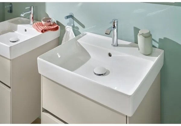 Villeroy & Boch 4A336001 - Függesztett mosdó COLLARO 60 x 47 cm kerámia/fehér