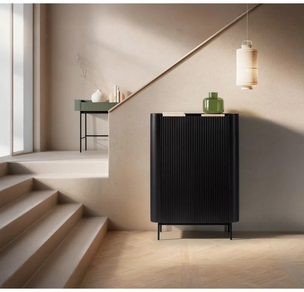 Fekete szekrény 100x140x40 cm Willa – MOME