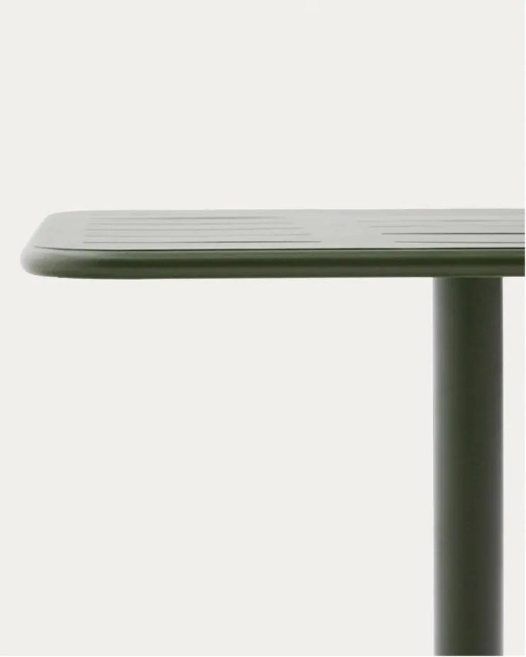 Acél kerti étkezőasztal 70x70 cm Brai – Kave Home