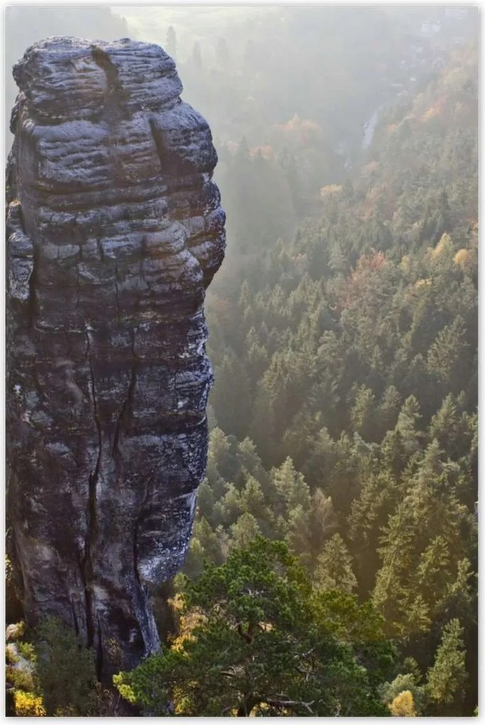 Poszterek 80x120 Magas szikla