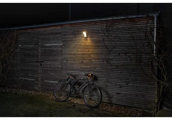 Ledvance - LED Kültéri fali lámpa érzékelővel SPOT LED/8W/230V IP55 fehér