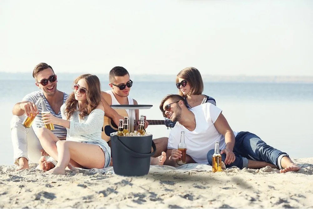 Műanyag kerti asztal jégtartóval ø 38 cm Go – Keter