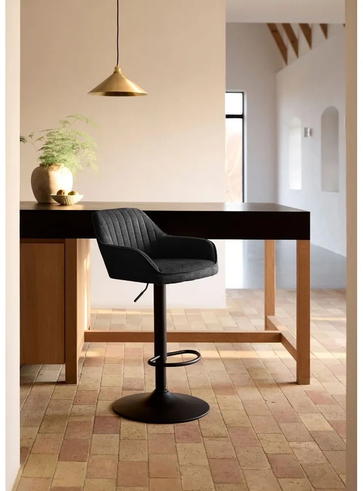 Sötétszürke kárpitozott állítható magasságú-karfás bárszék (ülésmagasság 65 cm) Nolan – Unique Furniture