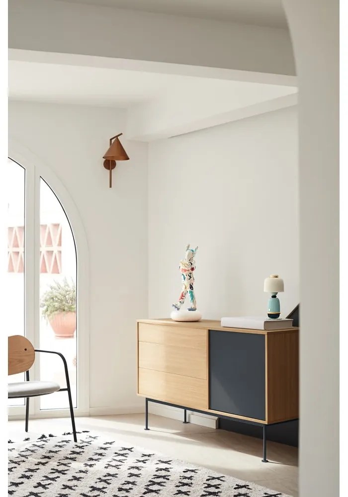 Yoko antracitszürke komód tölgyfa dekorral, szélesség 128 cm - Teulat