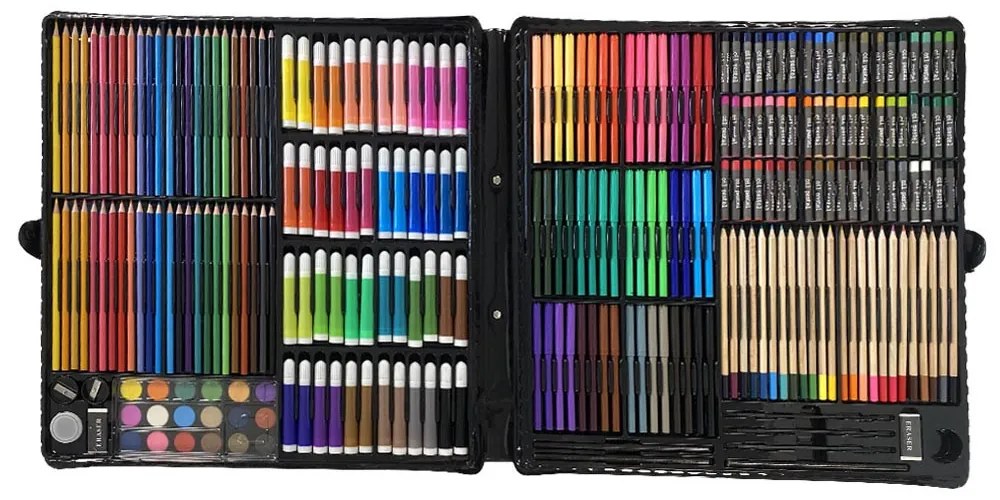 258 db-os rajz- és festőkészlet gyerekeknek