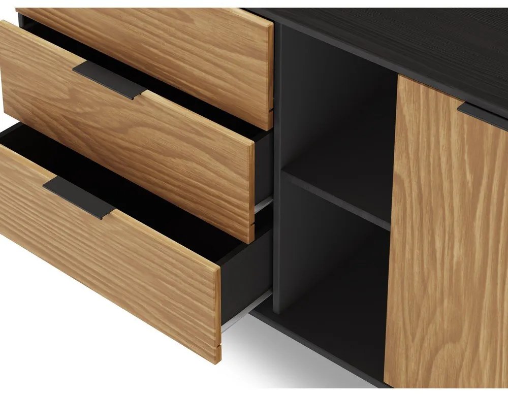 Fekete-natúr színű borovi fenyő alacsony komód 165x80 cm Lavis – Marckeric