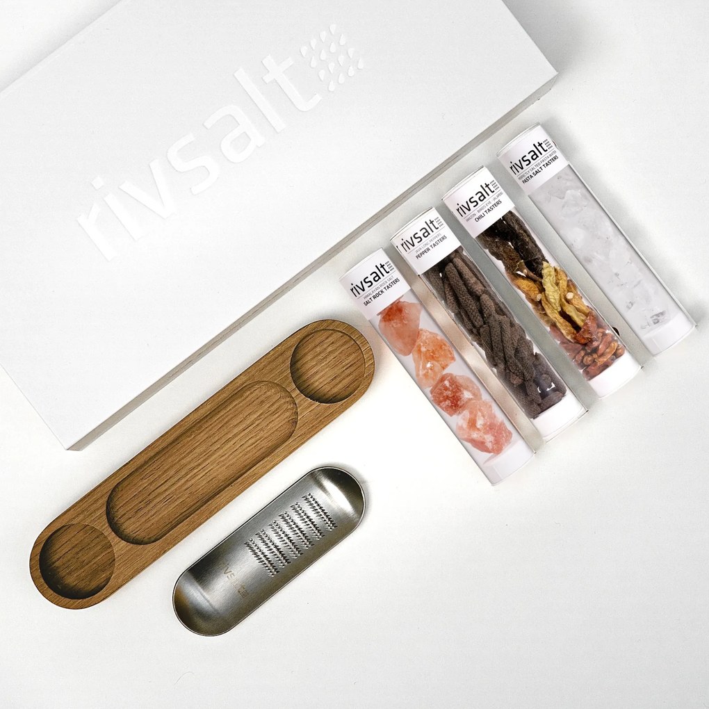 Set Spice Tasters reszelővel - só, bors, chilli ajándékcsomagolásban - rivsalt