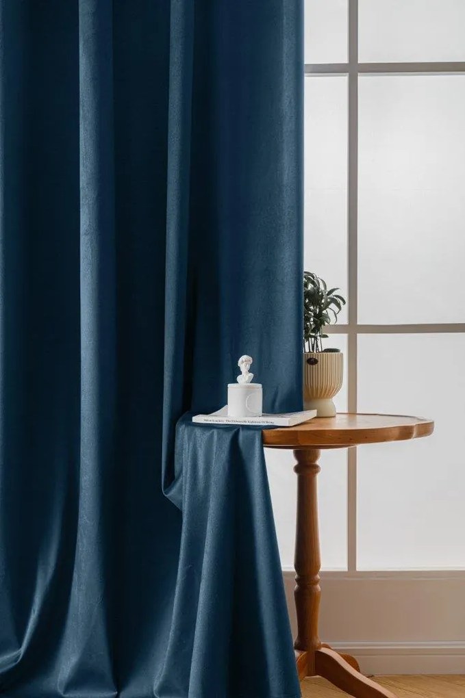 Petrolkék sötételő függöny VELVET 140x270 cm Felfüggesztés: Hullámos sínszalag