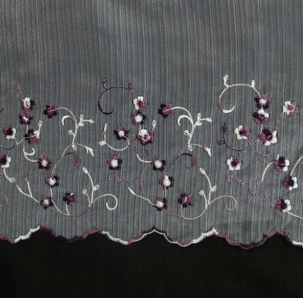 Mg Irigység Okos fehér hímzés lila 80cm