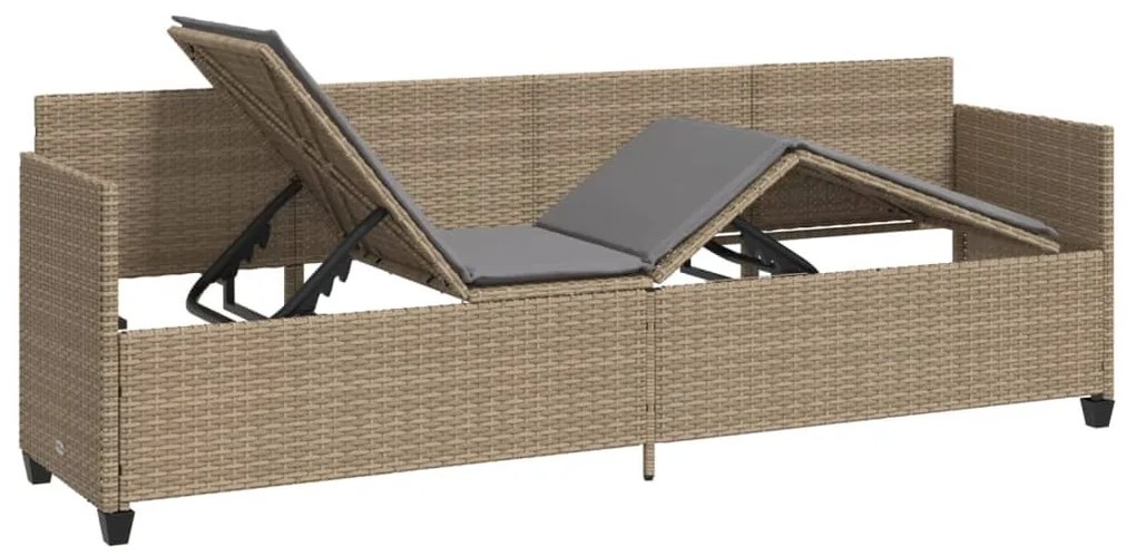 Bézs polyrattan napozóágy párnával