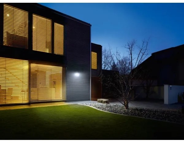 STEINEL 671006 - Napelemes érzékelő LED-reflektor XSolar L-S 0,5W/LED fehér IP44