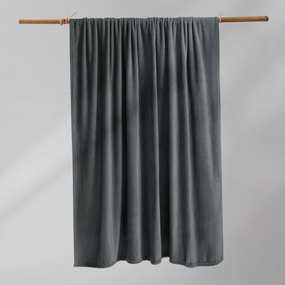 Mic sötétszürke mikroszálas takaró, 220 x 240 cm - DecoKing