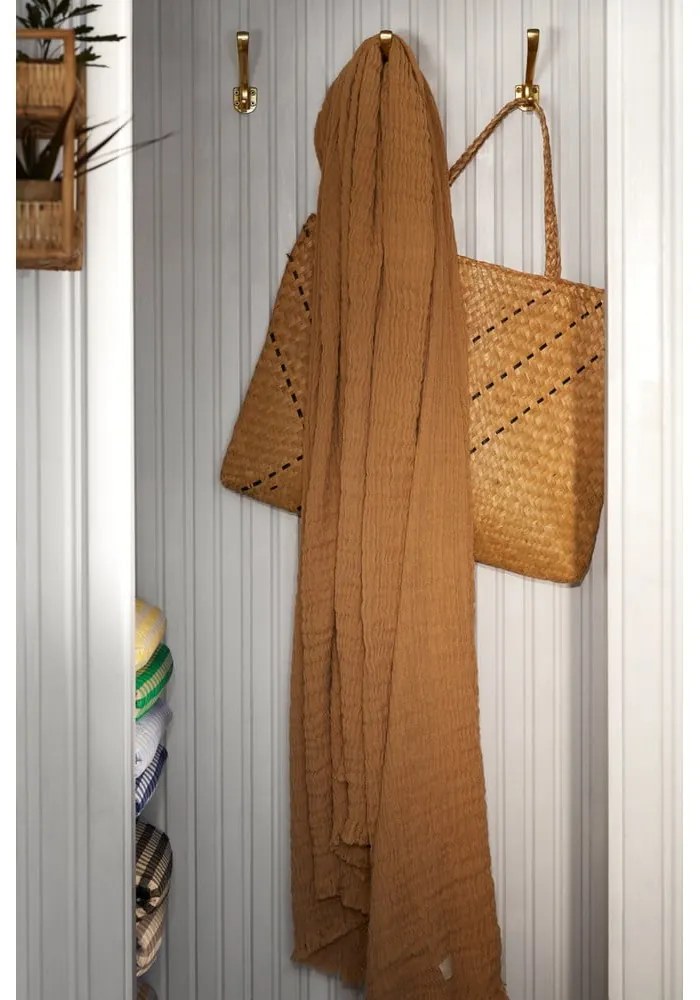 Bézs ágytakaró franciaágyra 240x260 cm Reloved – JUNA