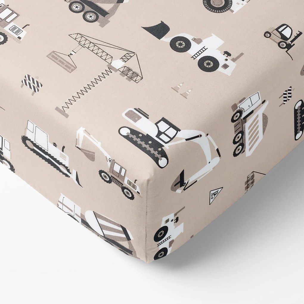 Goldea gyerek pamut körgumis lepedő - teherautók és markolók bézs alapon 200 x 200 cm