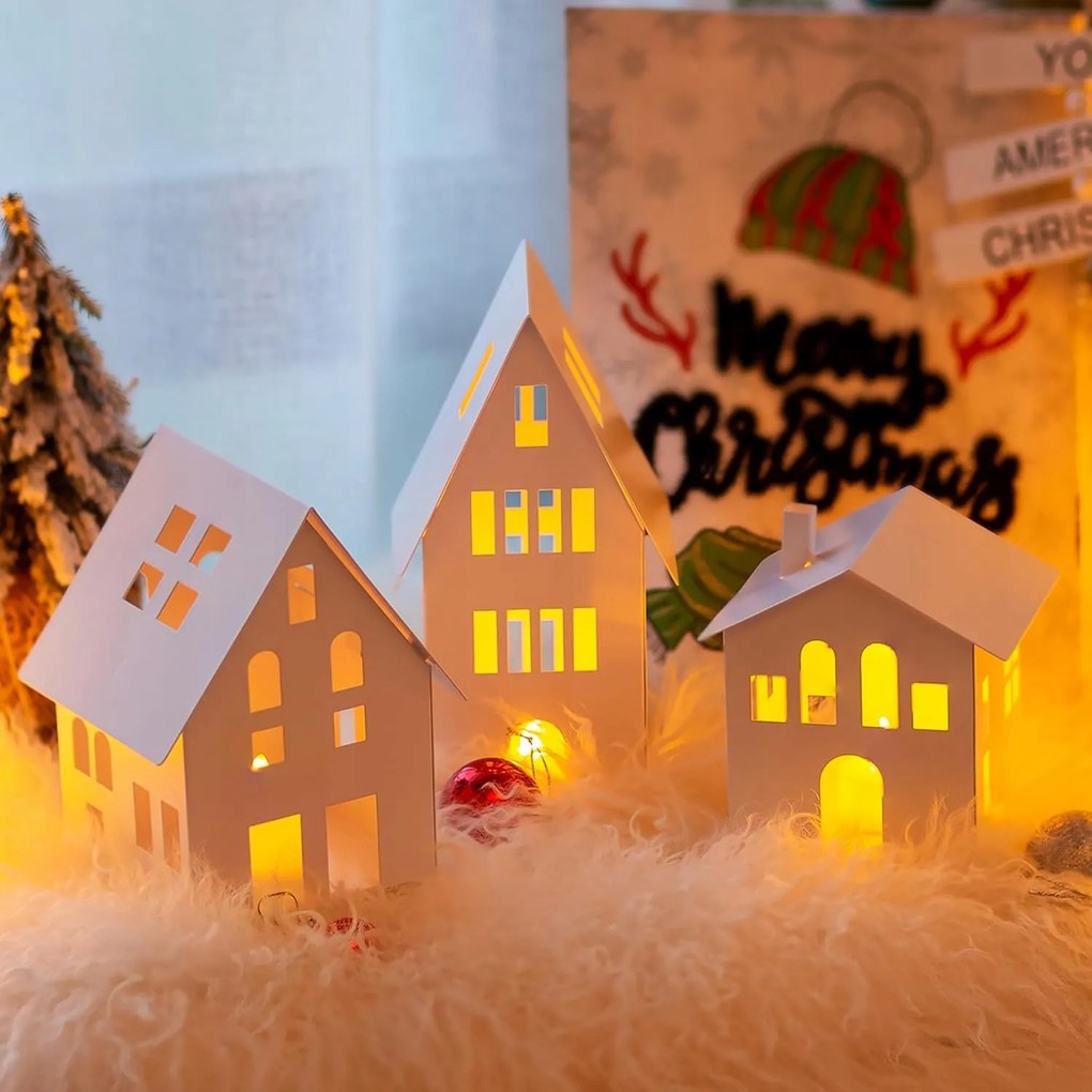 Karácsonyi fém gyertyatartó Led gyertyákkal 3db-os szett Fehér házikók