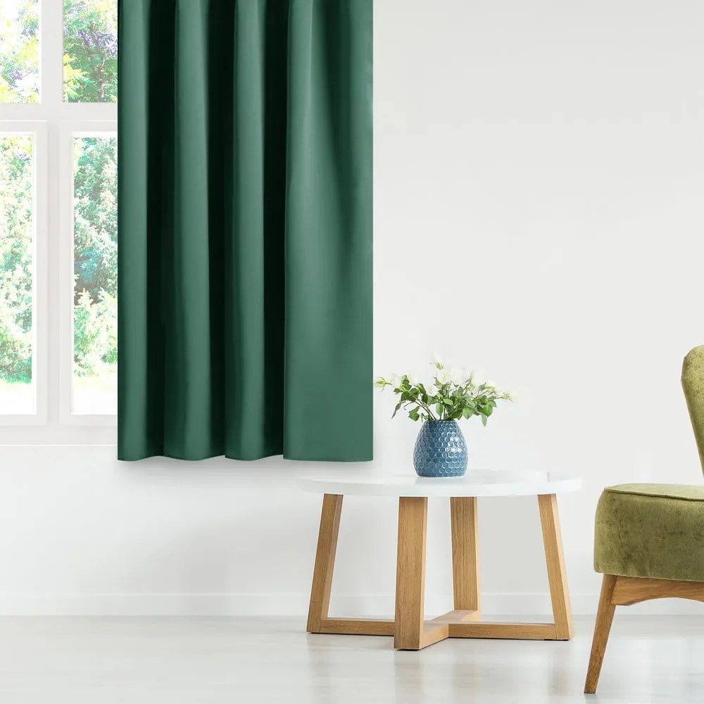 Sötétzöld sötétítő függöny 140x175 cm Eyelets – Restilo