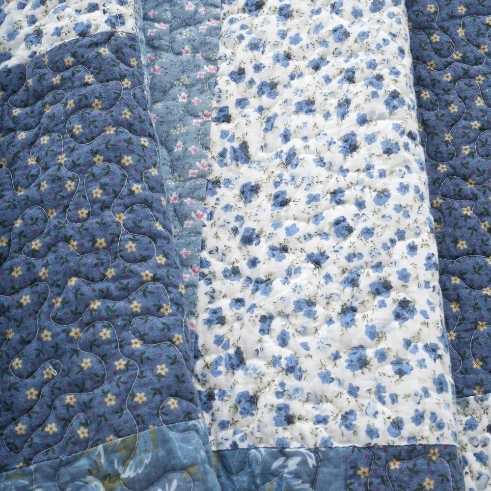 Kék pamut steppelt ágytakaró 220x230 cm Floral Patchwork – Bianca