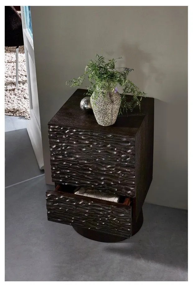 Sötétbarna mangófa éjjeliszekrény Crumble – WOOOD