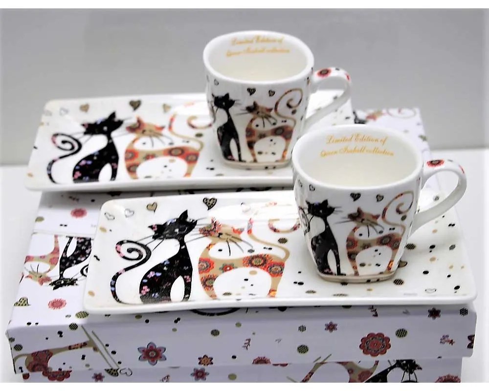 Cicás porcelán eszpresszó kávés csésze tálcával díszdobozban szíves mintával