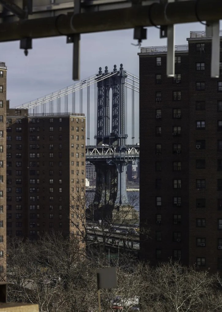 Poszter 64x90cm Manhattan híd New Yorkban épületeken át, Assaf F