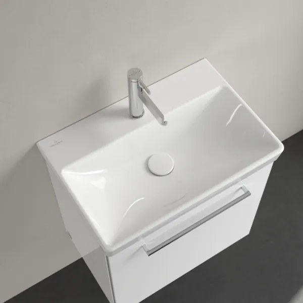 Villeroy & Boch 4A005501 - AVENTO függesztett mosdó 55x37 cm kerámia/fehér