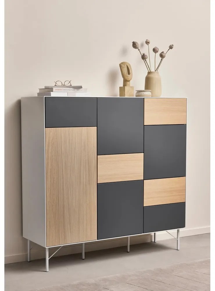 Antracitszürke-natúr színű magas komód tölgyfa dekorral 136x133 cm Edge by Hammel – Hammel Furniture