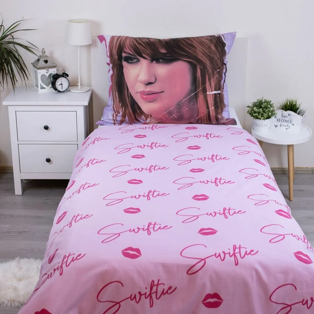 Jerry Fabrics Swiftie pamut ágyneműhuzat, 140 x 200 cm, 70 x 90 cm