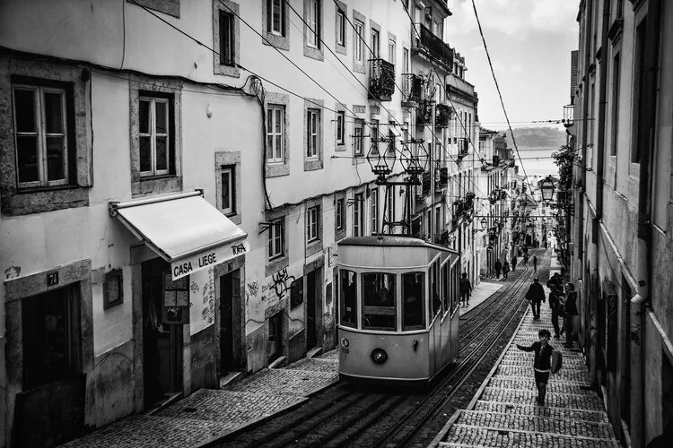 Fotográfia Tram in Lisbon, Adolfo Urrutia