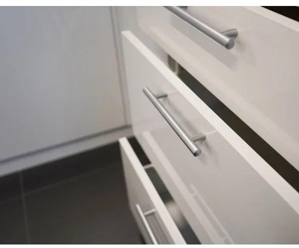 CELESTE 240 cm-es fényes fehér konyhabútor