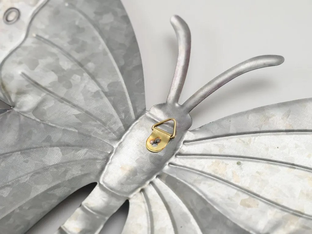 Fali fém dekoráció pillangó BUTTERFLY 40 cm - több színben Termék színe: Lila