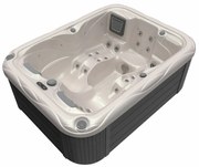 Firenze City Life Deluxe Spa medence