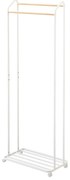 Fehér fém gurulós ruhatartó állvány Tower – YAMAZAKI